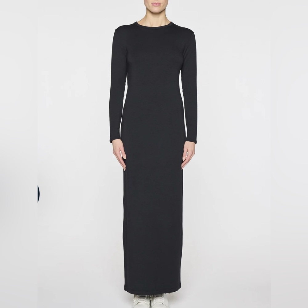 BLEUSALT Black Long Sleeved Crew Dress in Large/Size 3